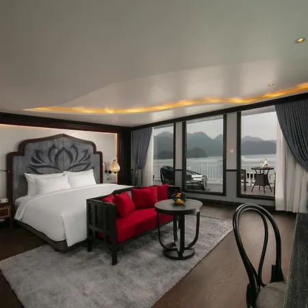 O'Gallery Lotus Cruise Hotel